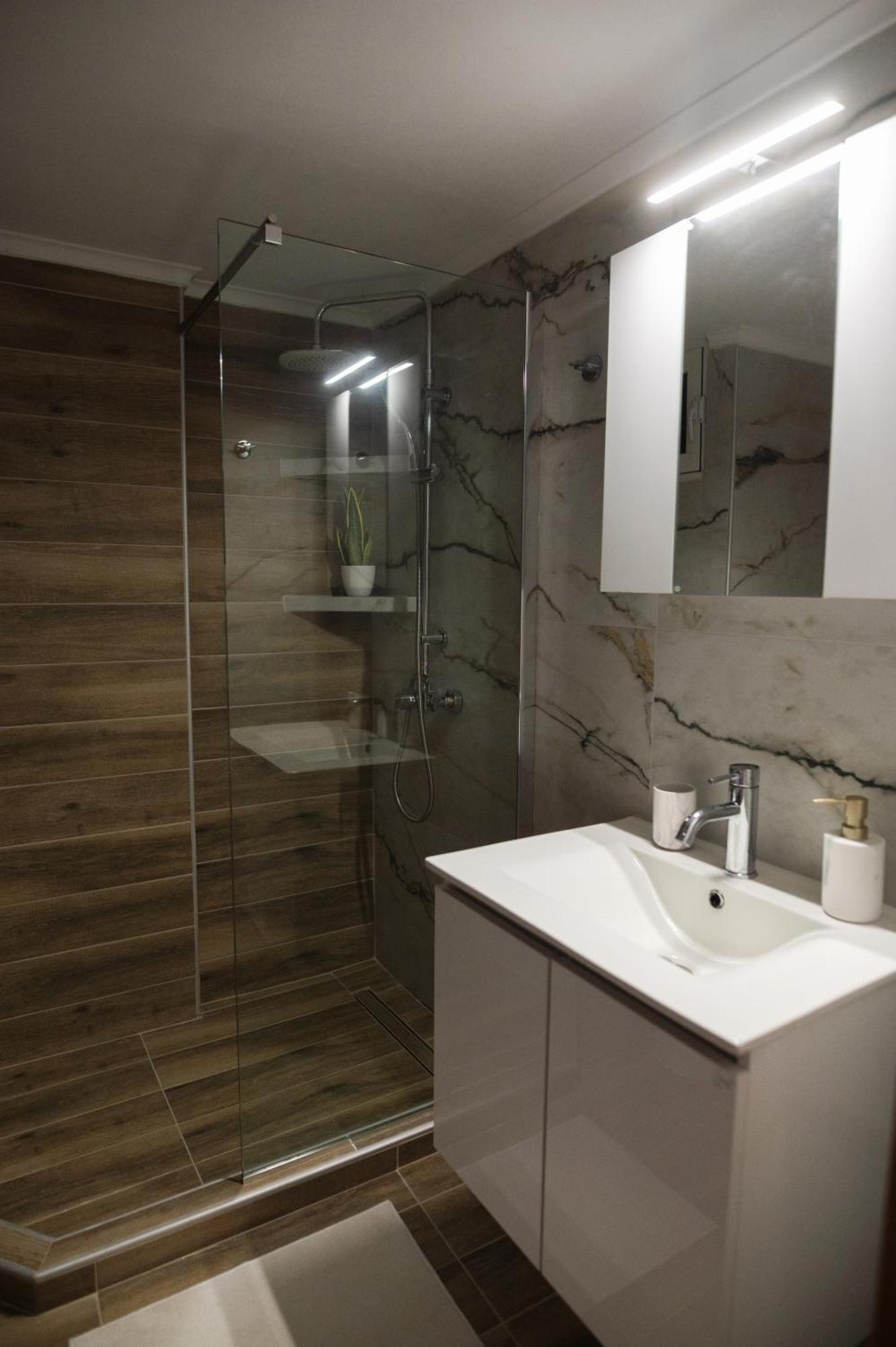 Sapphire Majesty Suite By Heaven'S Hall Luxury Suites Alexandroúpoli Extérieur photo